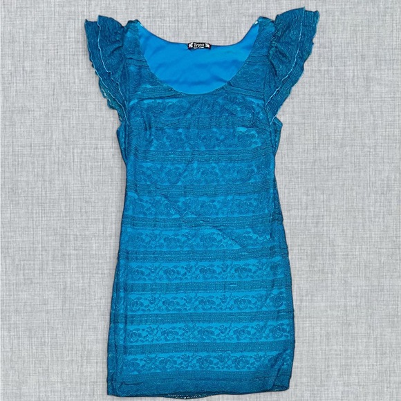 Trixxi Dresses & Skirts - Trixxi Y2K Vintage CottageCore emerald green lace mini dress